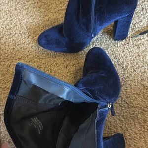 Steve Madden Navy Velvet Heeled Boots